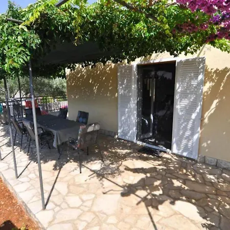 Apartman Three Bedroom With Sea View